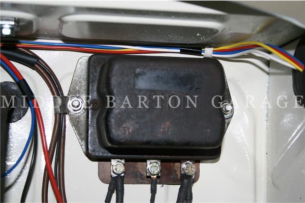 DYNAMO REGULATOR - 600